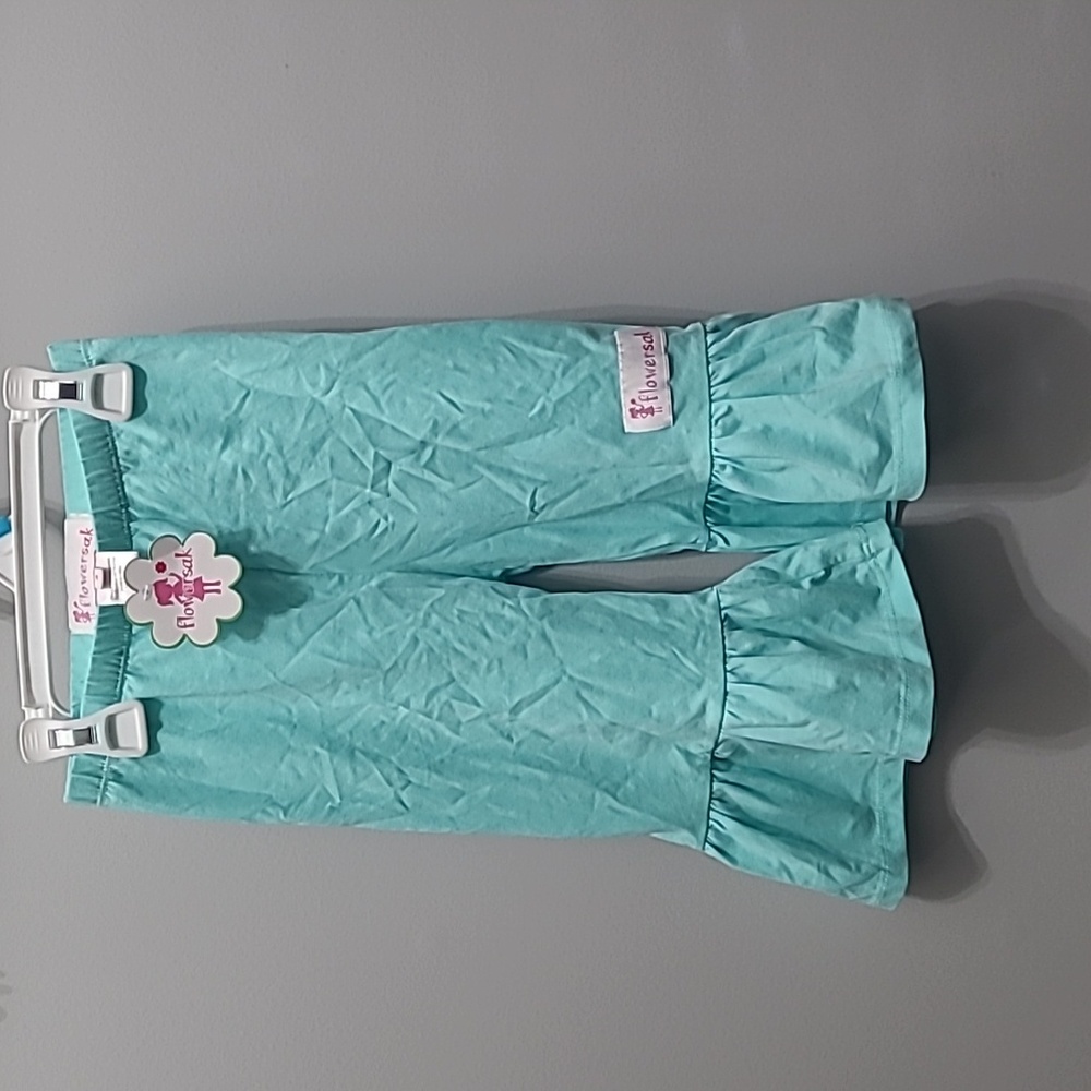 New Ruffle Capri Pants